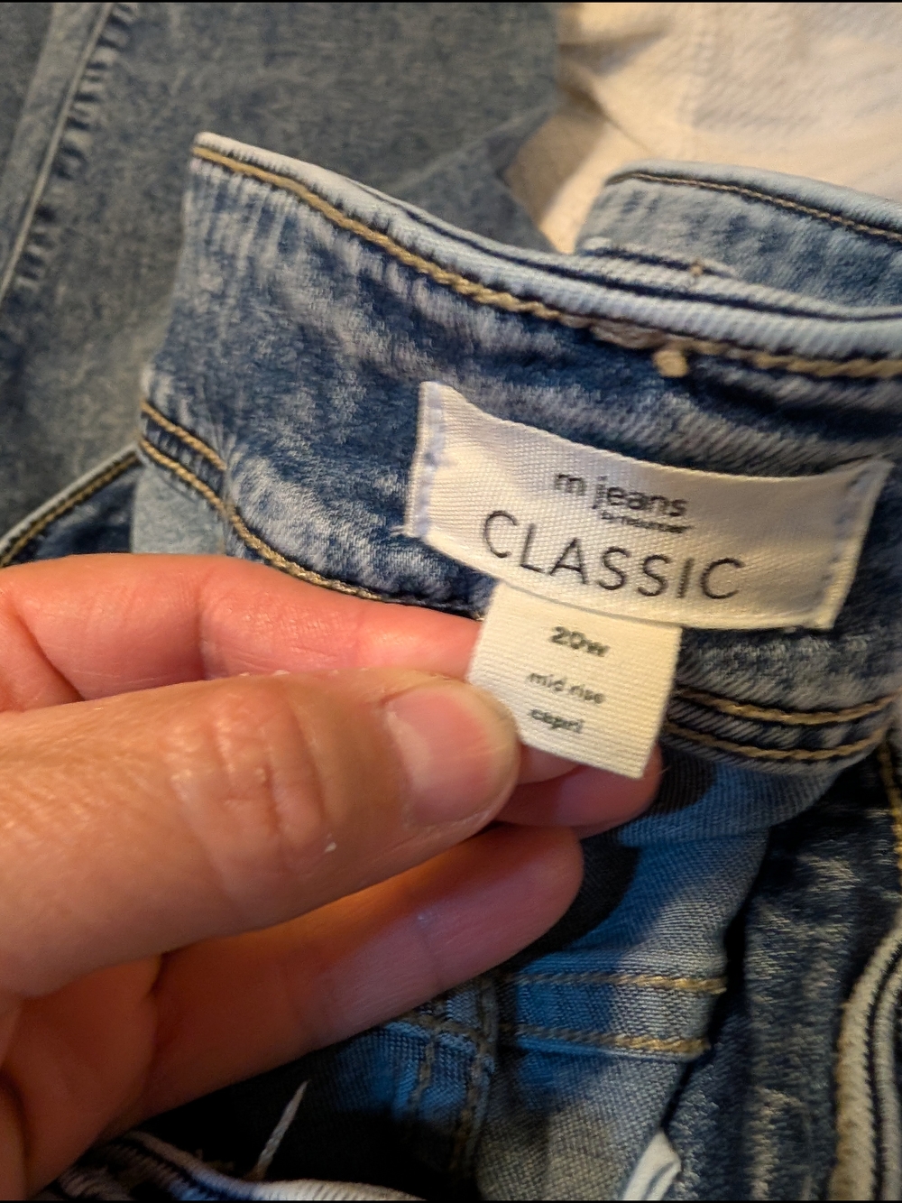Maurice's Mid Rise Capri Acid Washed Jeans
